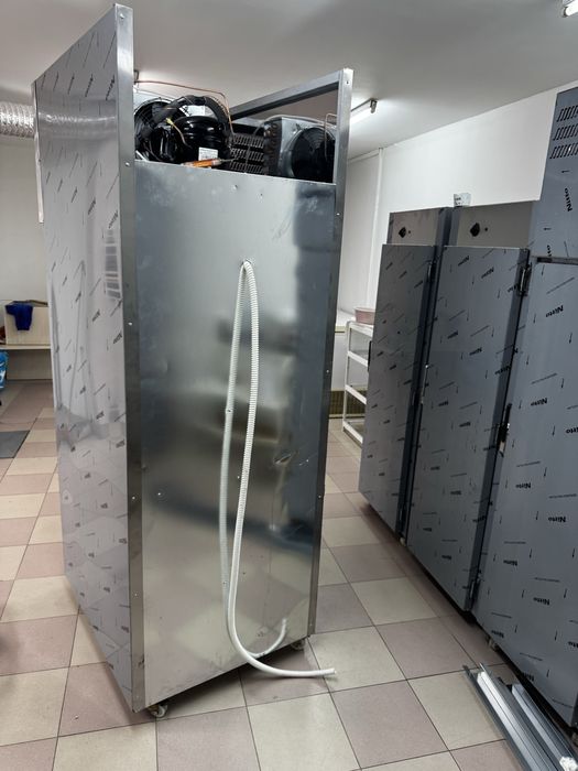 Хладилник за 20 тави