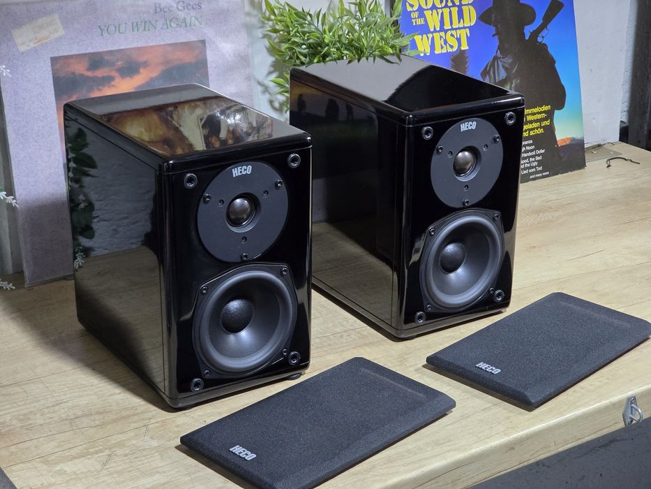 Boxe HECO ONIX 10 , piano black , 4-8 ohm, 50-90w , raft