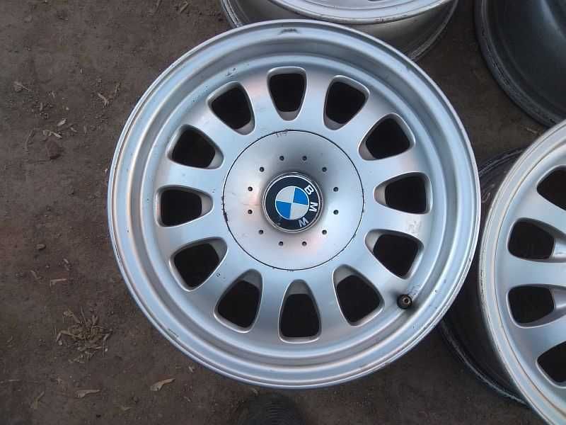 Продам оригинальные легкосплавные диски "31 стиль" на BMW 5 E39.