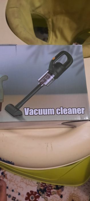 Автопылесос новый