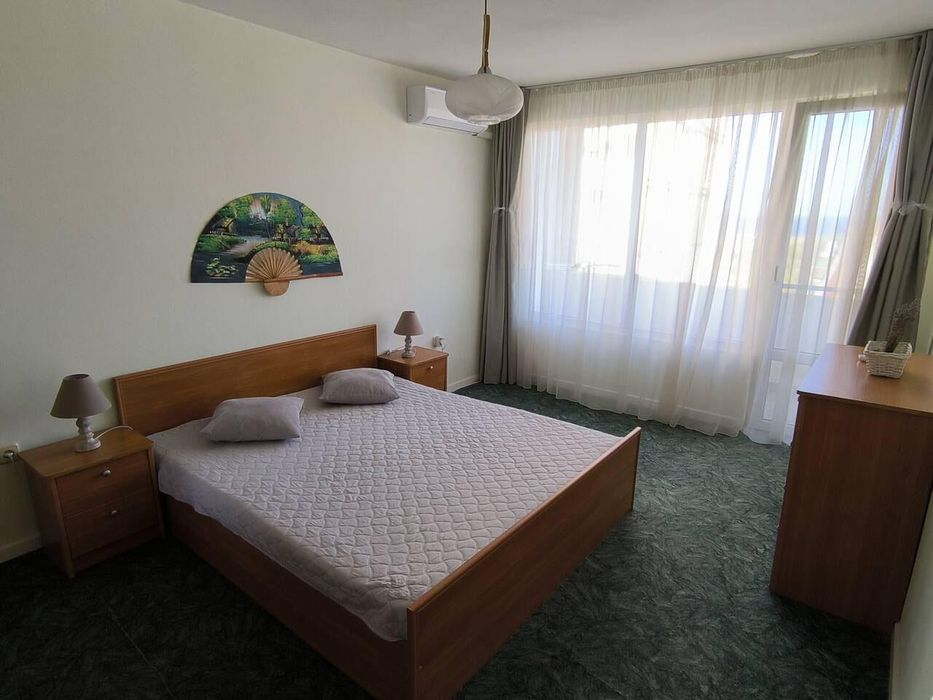 Дава се под наем Двустаен апартамент в Бургас, Лазур - 55 кв.м за 357 € - Снимка #4