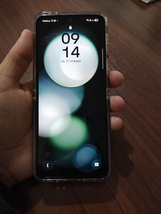 Galaxy Z Flip5 telefon