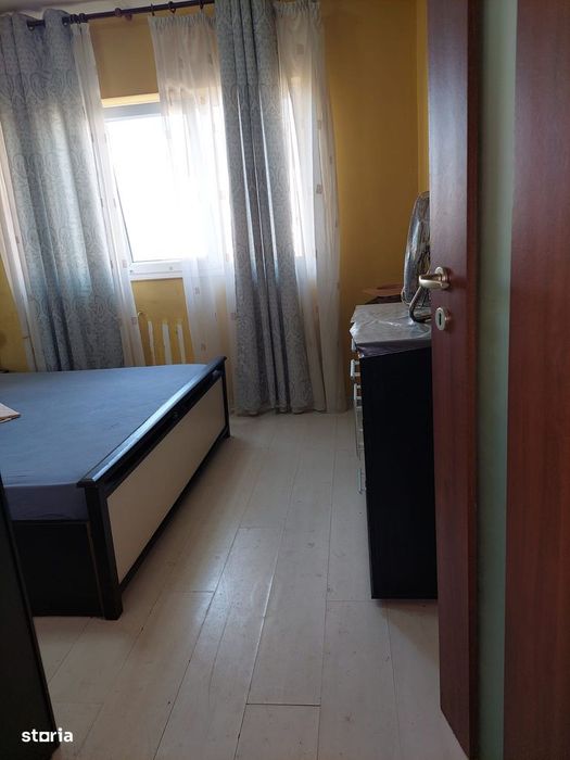 2 camere decomandate Rozelor