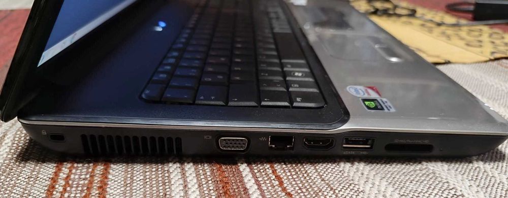 Laptop Compaq Presario CQ7