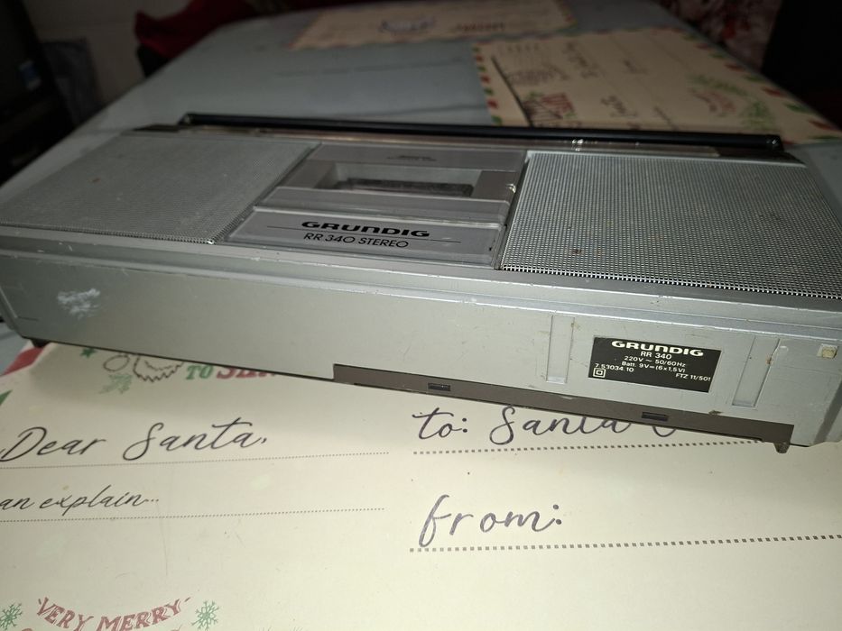 Radiocasetofon Stereo Grundig RR 340, perfect funcțional