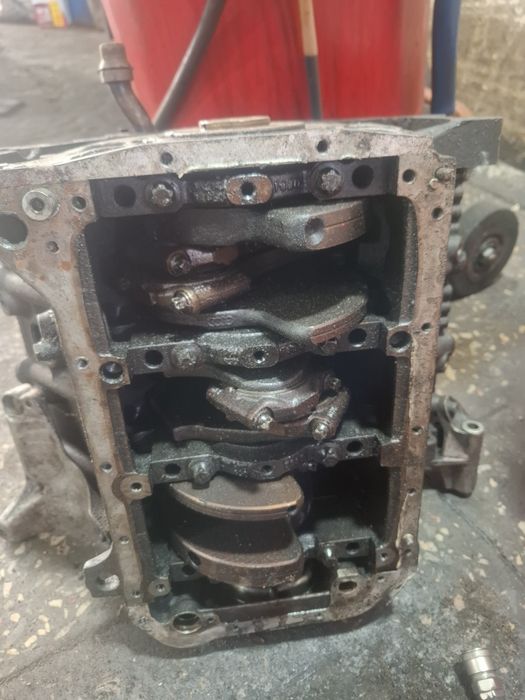 Продам блок в сборе ауди а4 а6 2.4