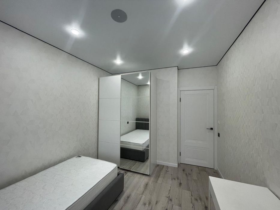 4 комнт, жк самал, 120кв