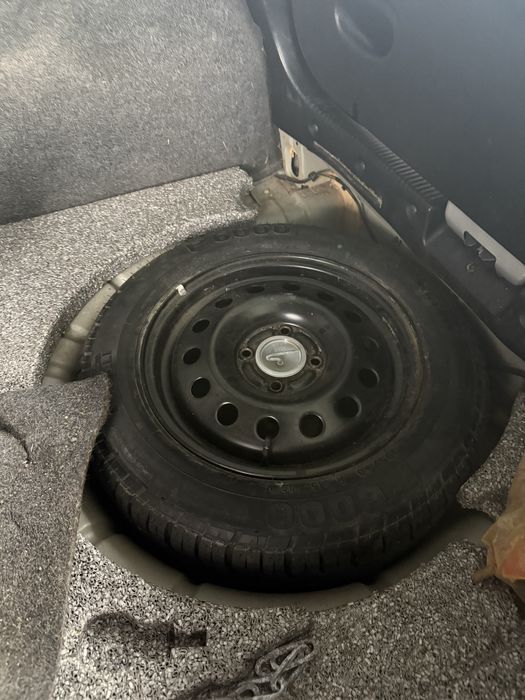 Форд фокус 1.8 114 кс 2000г на части