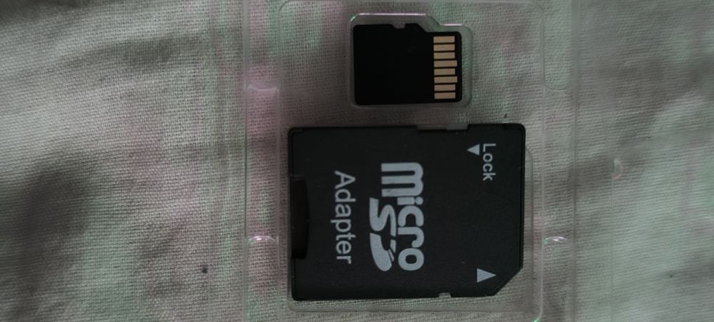 Vând card Micro SD 2 TB clasa 10 Lenovo
