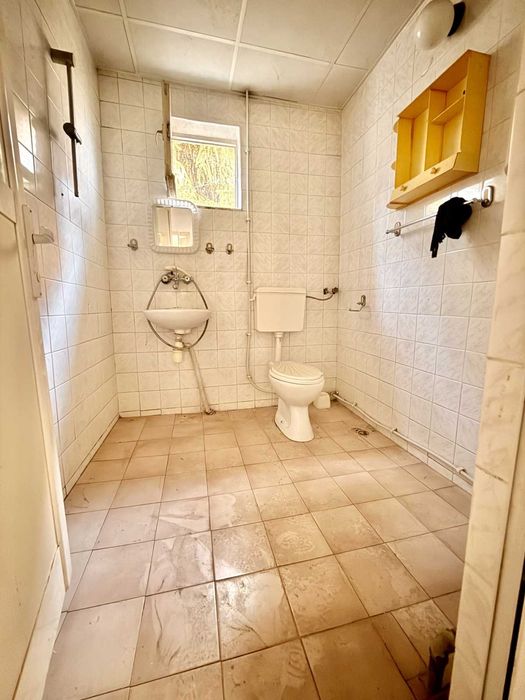 Етаж от къща с два офиса и топ локация – Център