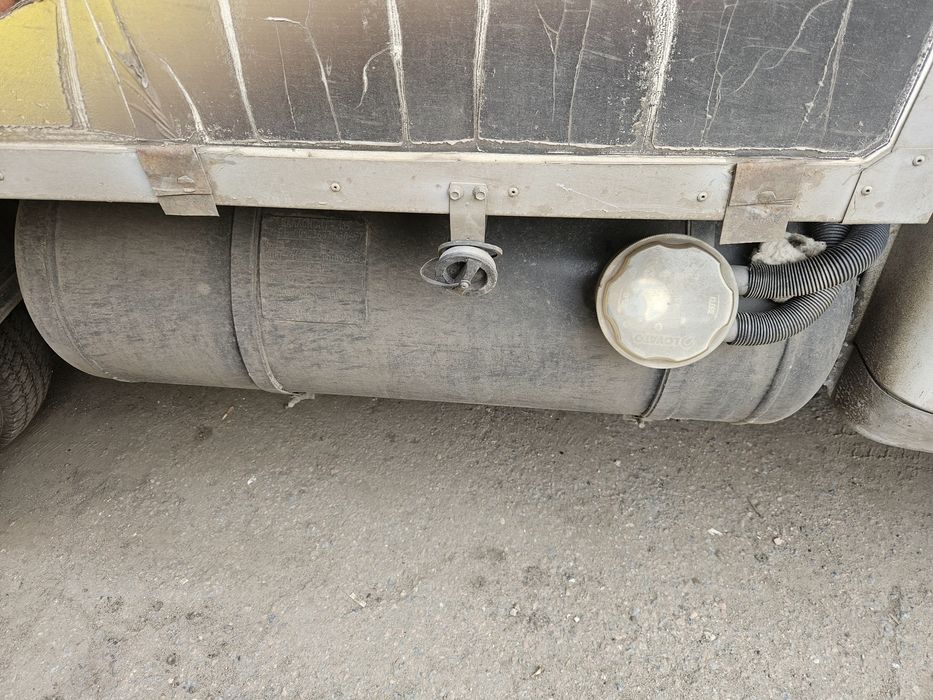 Продам авто ГАЗель 2747 термобудка