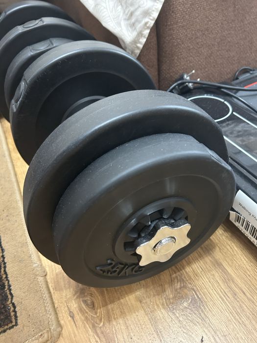Дъмбели и щанга 65кг