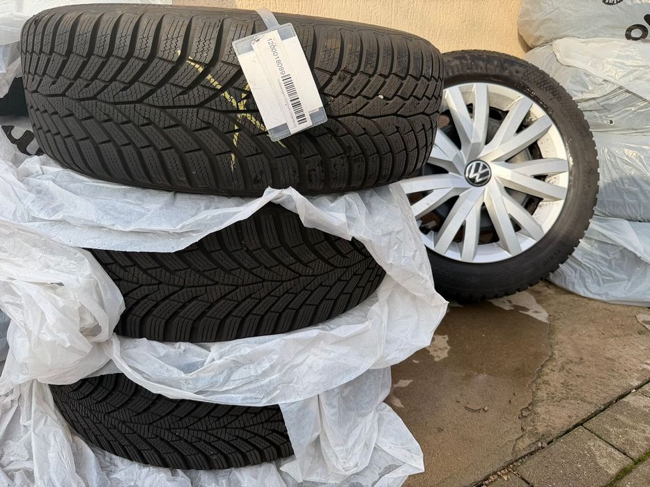 Jante originale  vw golf 16”+anvelope 205.55.16 Continental iarna NOI