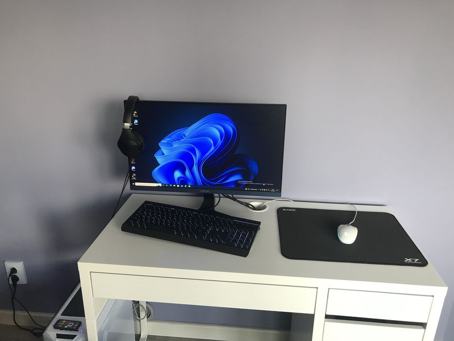 samsung монитор темно синий