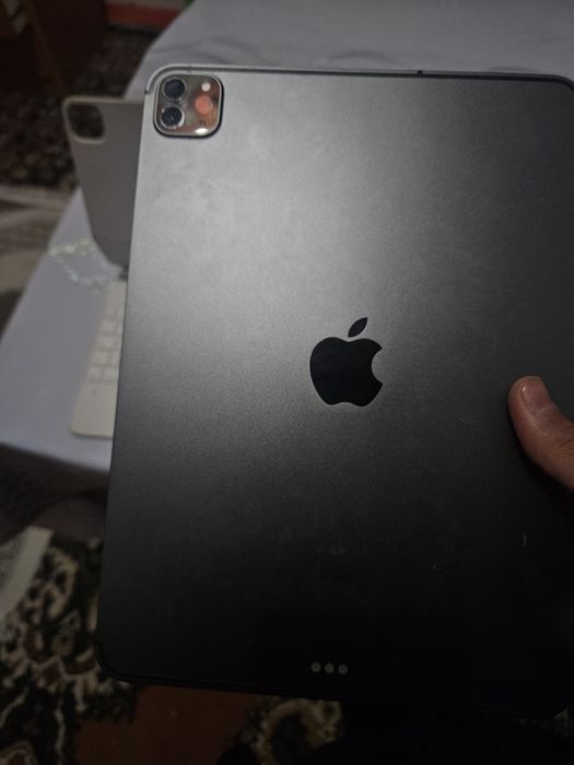 Ipad pro 11 linch+keyboard