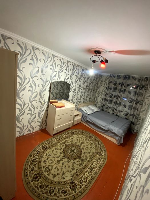 Сдается 2 х ком квартира