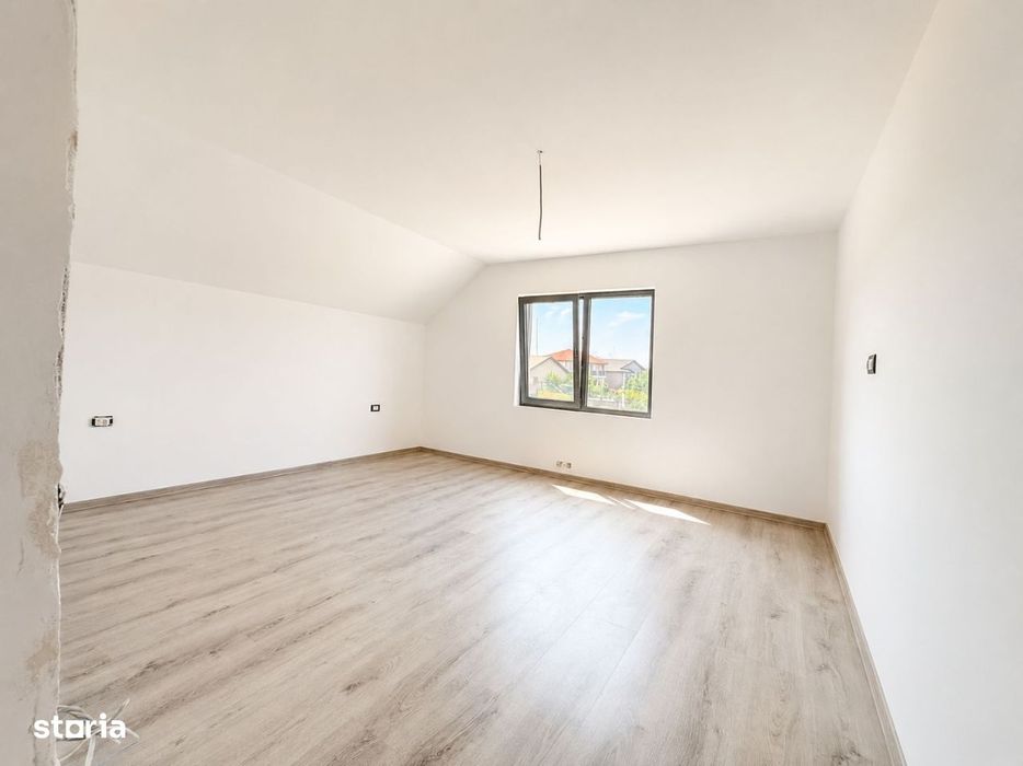 Casa noua P+M in Lumina | 5 dormitoare | curte si parcare proprie