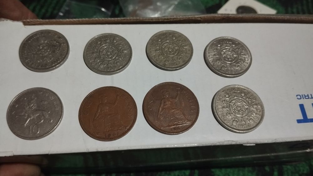 Yelizaveta 2 ning noyob tangalari