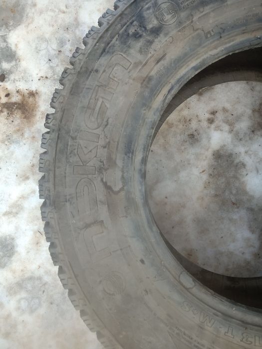Продам покрышку нокиа