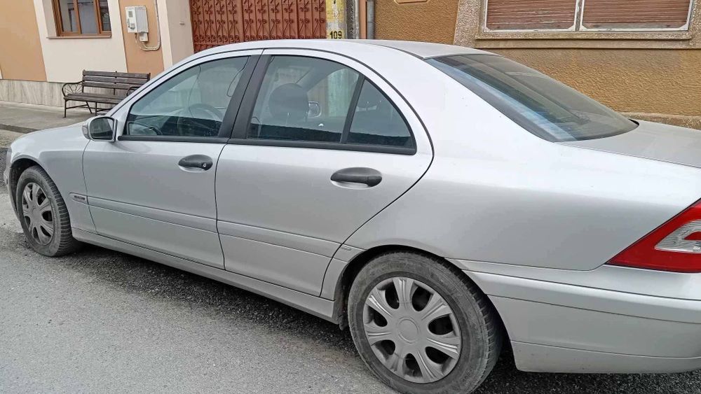 MERCEDES-BENZ C-Class 2002 — imagine 3