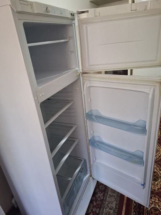 Продаю холодильник б/у