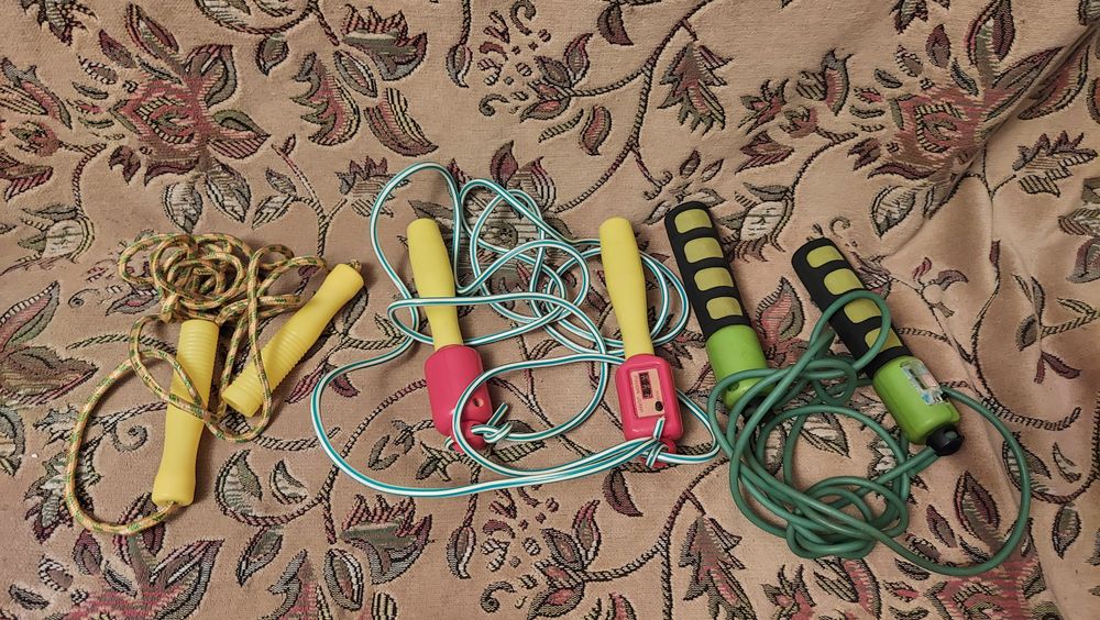 Скакалки по 600 тенге