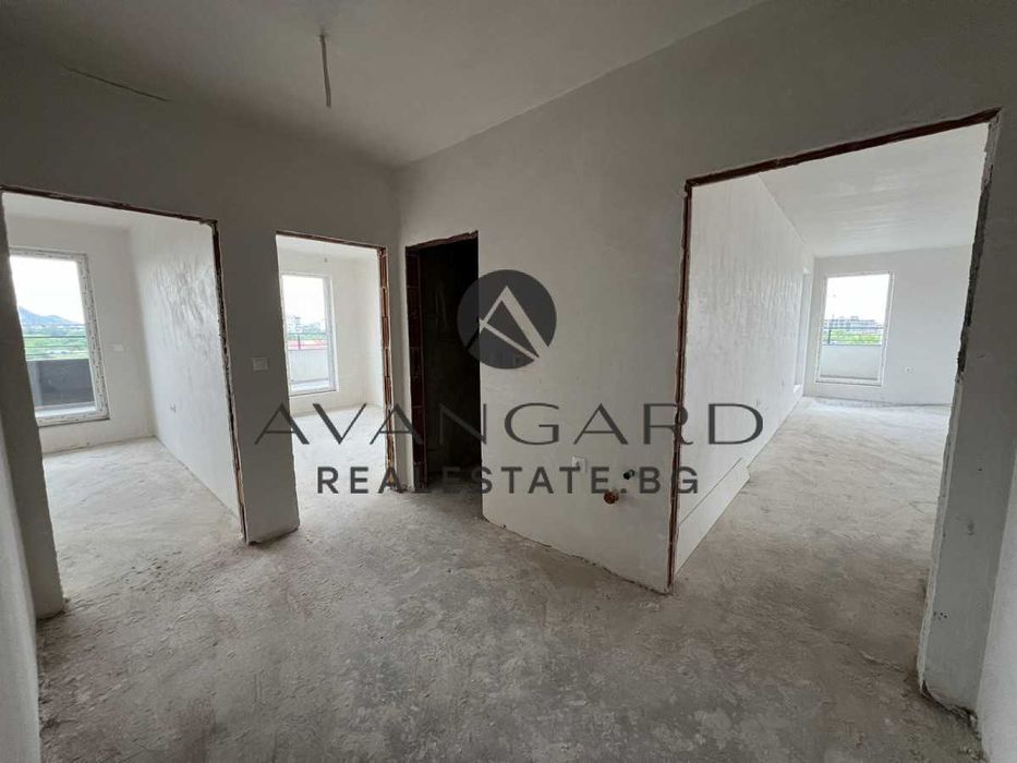 Продава се Тристаен апартамент в Пловдив, Остромила - 205 кв.м за 509 €/кв.м - Снимка #5