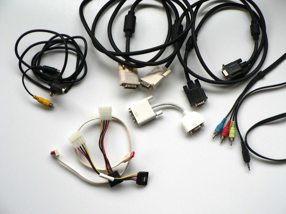 Камери и кабели за компютър