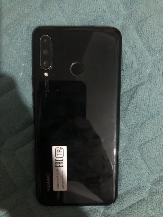 Huawei P30 lite.