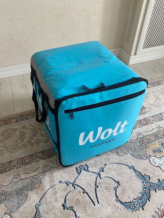 Термосумка wolt для курьерской службы