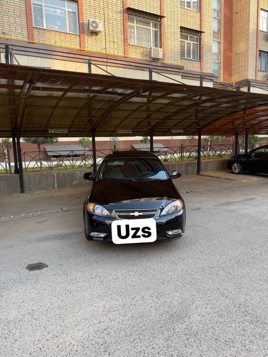 Jentra tozza eng Fuli