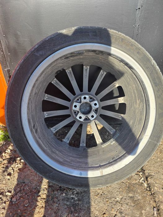 Джанти с 2 вида гуми Мерцедес 20 цола 5x112