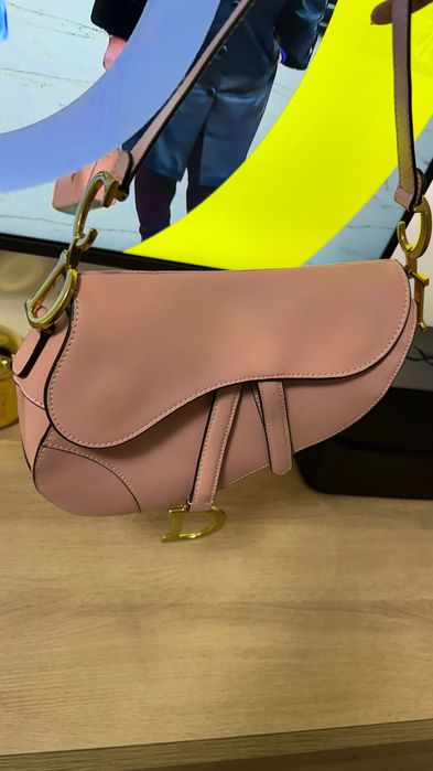 Чанта розова кожена