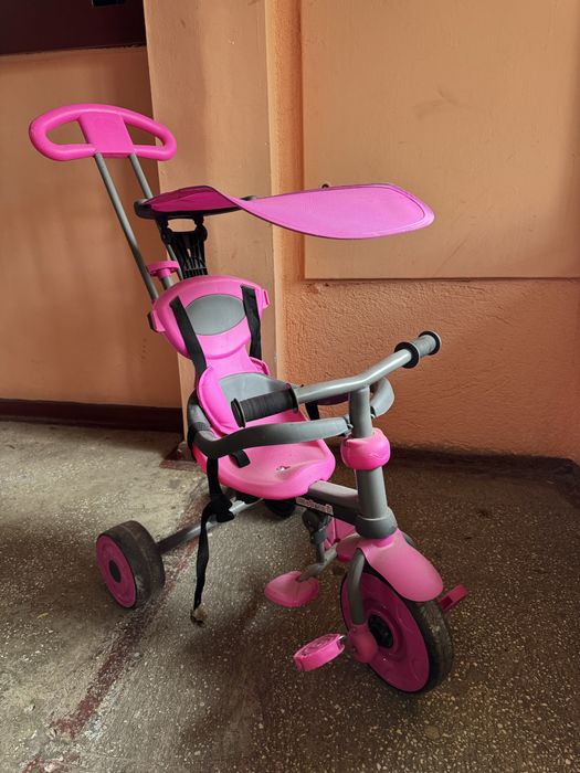 Vand tricicleta pentru copii. Culoare roz. Maner detasabil.