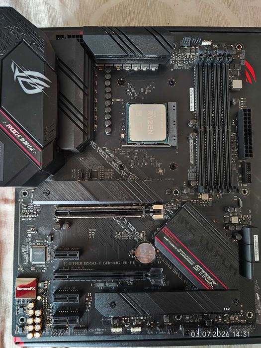 Комплект Ryzen 7 5800X, RAM 32GB DDR4 3200, Asus Rog Strix B550F Gaming WiFi