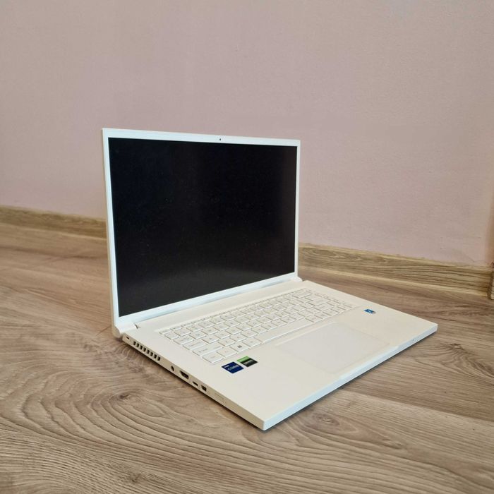 Laptop Acer Concept D3 CN316-73G cu procesor Intel Core i7-11800H