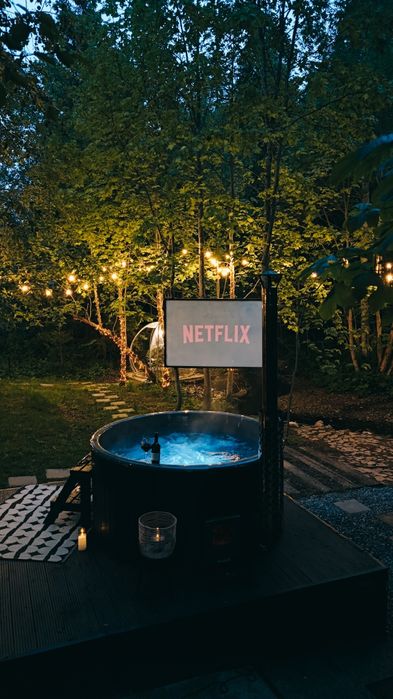 Cabană A-FRAME cu ciubar de închiriat