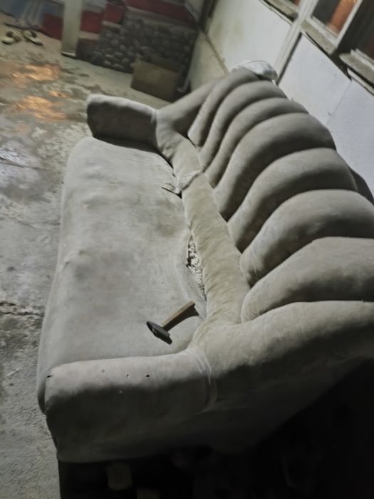 Диван сотилади б/у