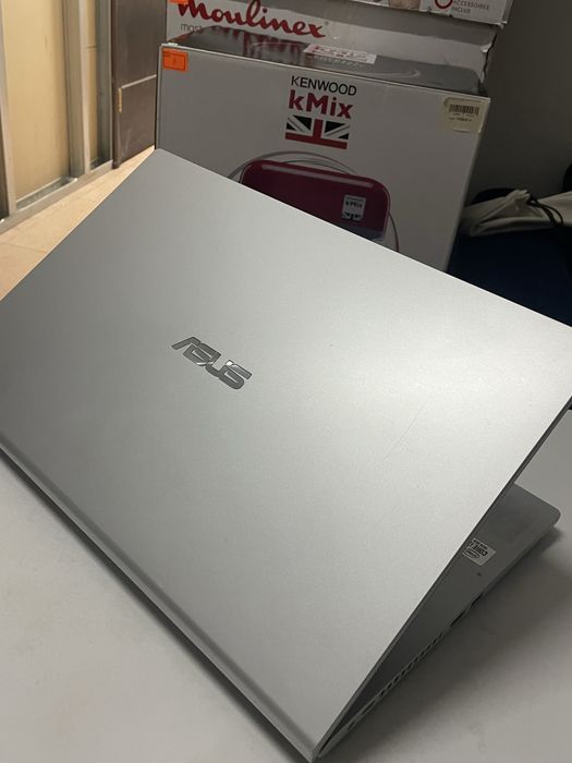 Ноутбук Asus Intel Core i3-10