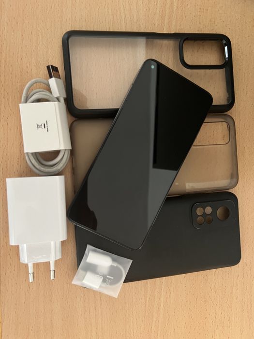 Xiaomi 10t  продава се с кутия зарядно и 3 .кълъфа