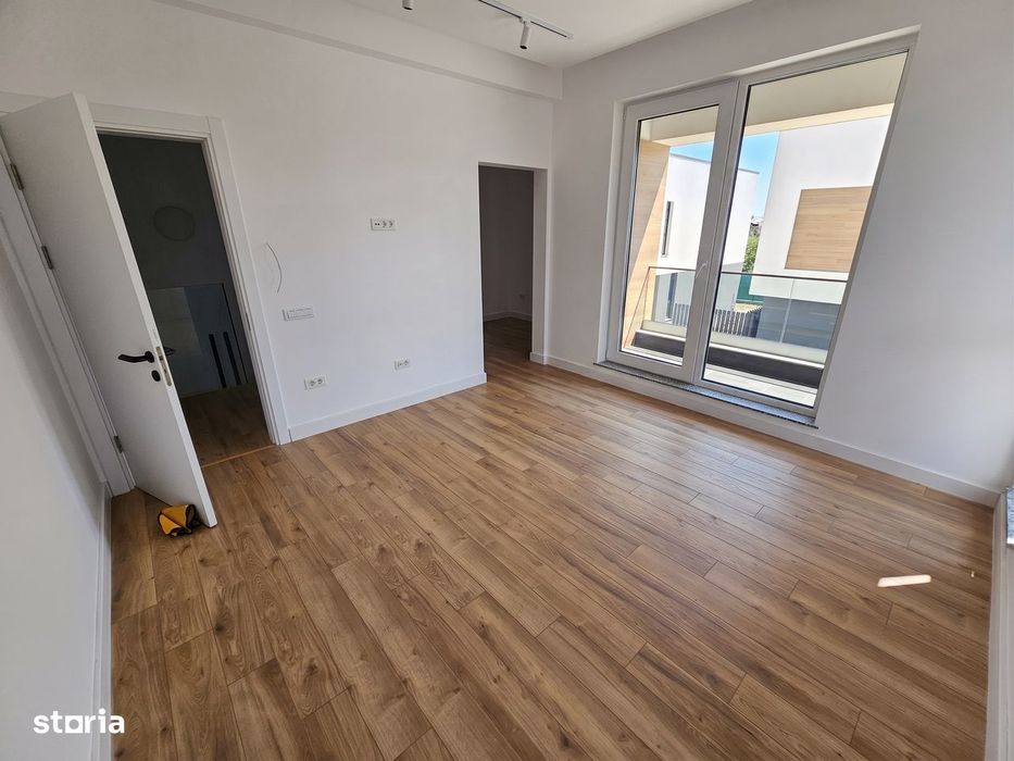 Casă 4 camere, 140 mp, teren 330 mp, lângă Școala Americană