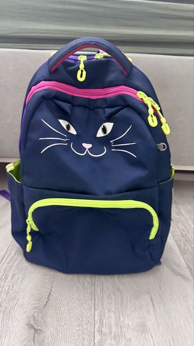 Рюкзак школьный