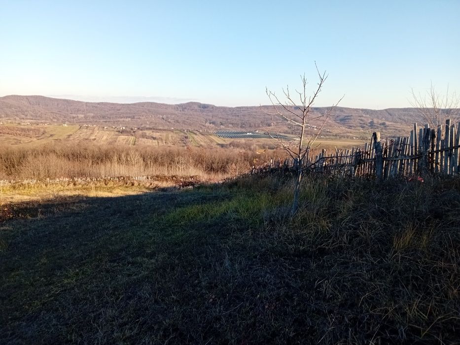 Teren extravilan de vânzare 8320mp com Roșiile jud Vâlcea