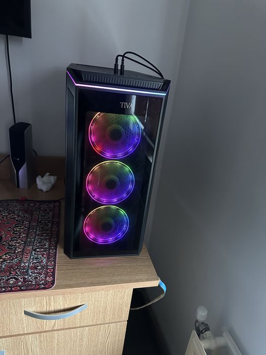 PC Gaming + MONITOR (I5 10400f, RX 5700xt, 16gb RAM)