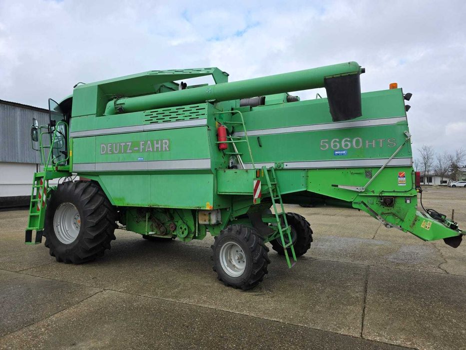 Combina agricola Deutz Fahr