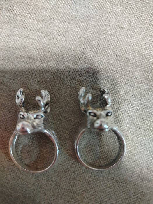 Продам 2 кольца с оленями