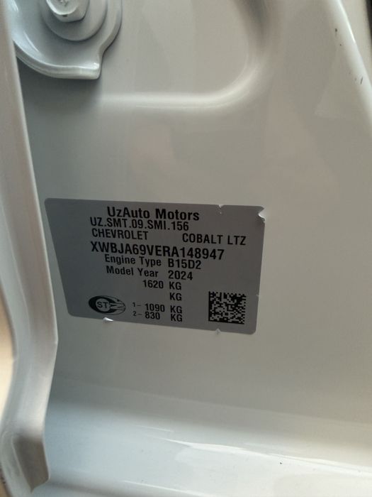 Chevrolet Cobalt 2024 — 5