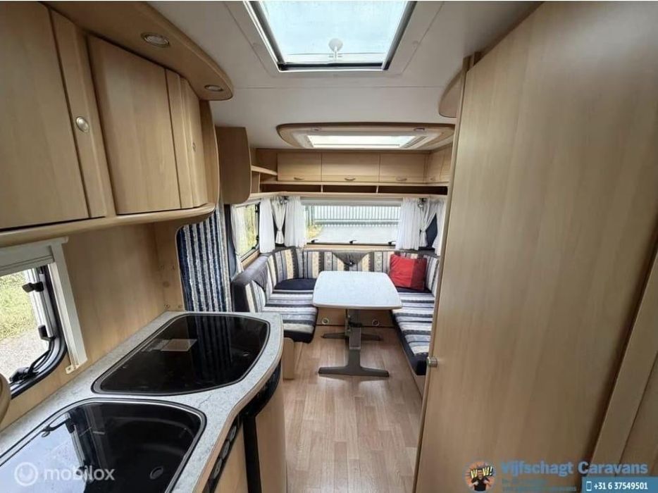 Rulota Dethleffs Camper 460, super dotata, foarte bine intretinuta.