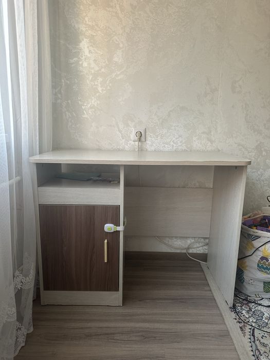 Стол для писменный
