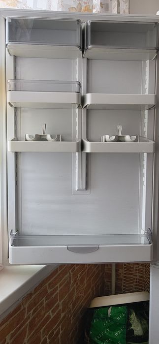 Продам холодильник Atlant